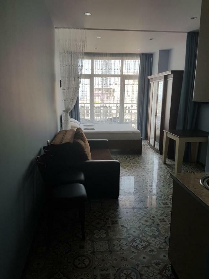 Apartment Lotos Batumi 72 Luaran gambar